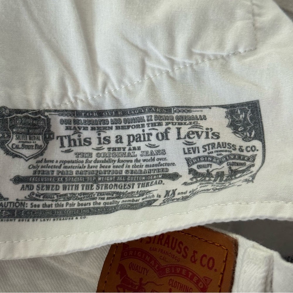 Levi’s 501 White Denim Shorts – Size 30 - Picture 10 of 11